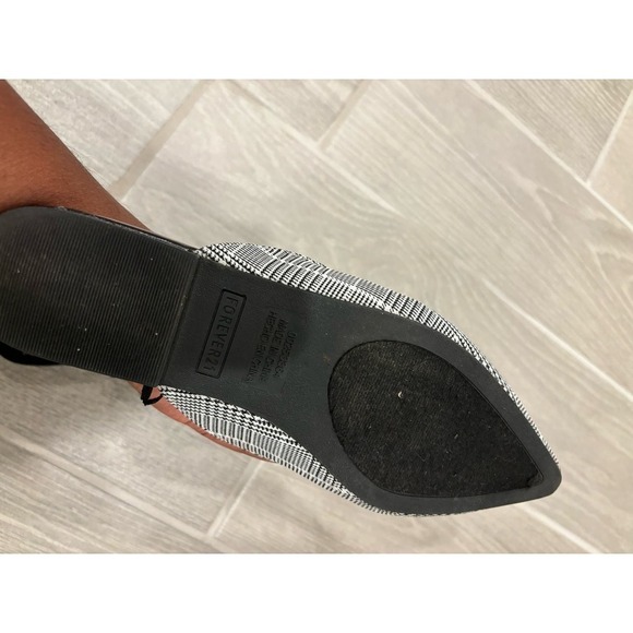 Plaid Mules Size 7 - Picture 7 of 8